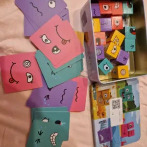 Asiakkaalta B***v saatu Expression Puzzle Building Blocks -peli kellolla.